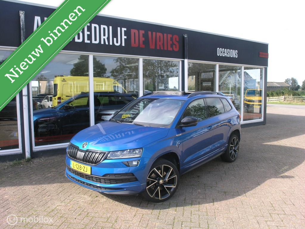 Škoda Karoq 1.5 TSI ACT Sportline Pano/ACC/Virtual/Newmodel 40270486-0.jpg | Autobedrijf De Vries