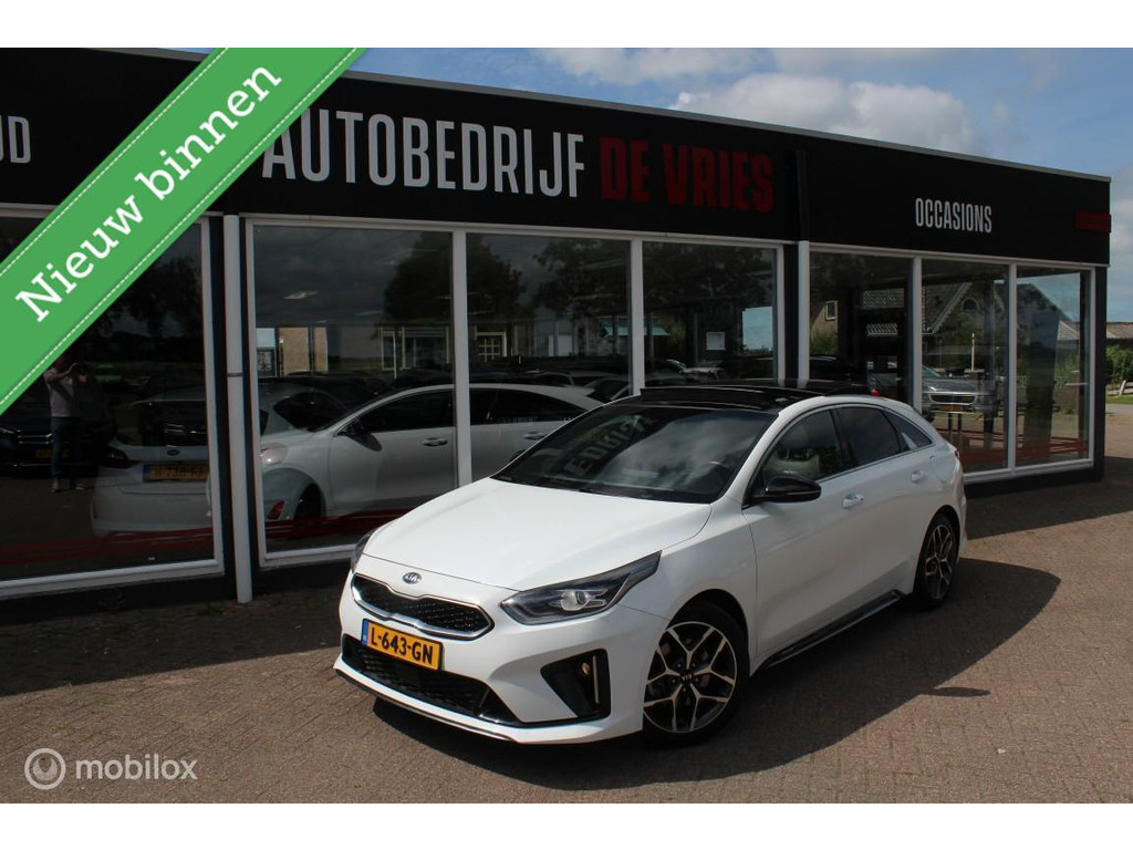 Kia ProCeed 1.5 T-GDI GT-Line Panodak/Camera/Carplay/Virtual 45885430-0.jpg | Autobedrijf De Vries
