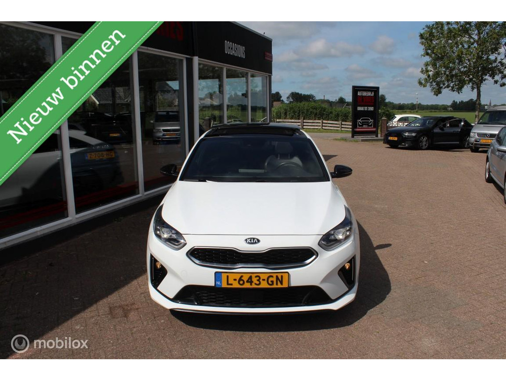 Kia ProCeed 1.5 T-GDI GT-Line Panodak/Camera/Carplay/Virtual 45885430-1.jpg | Autobedrijf De Vries