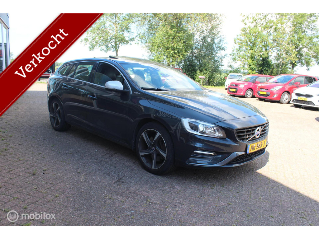 Volvo V60 2.4 D6 Twin Engine R-Design Opendak/Leder/Trekhaak 54696981-2.jpg | Autobedrijf De Vries
