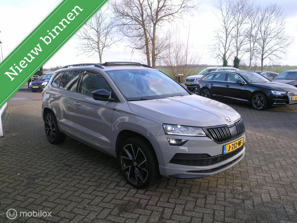 Škoda Karoq 1.5 TSI ACT Sportline Bsns Pano/Canton/ACC/Trekhaak 57241245-2.jpg | Autobedrijf De Vries